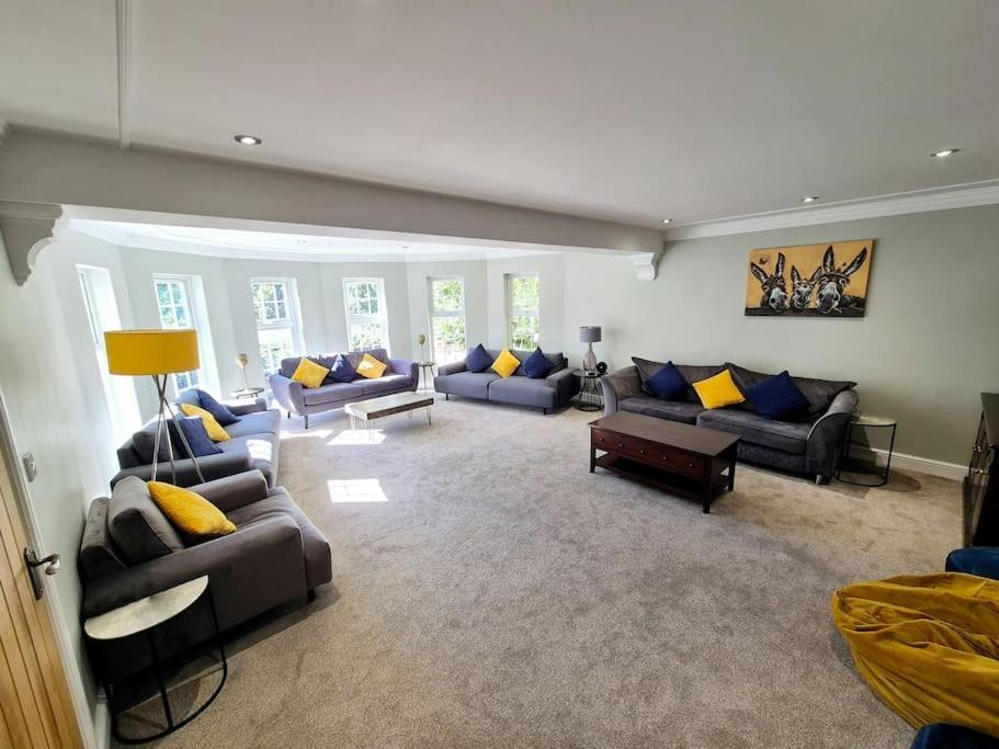 Stunning 5 Bedroom House On The River Wensum, Sleeps 19 Norwich Exterior foto