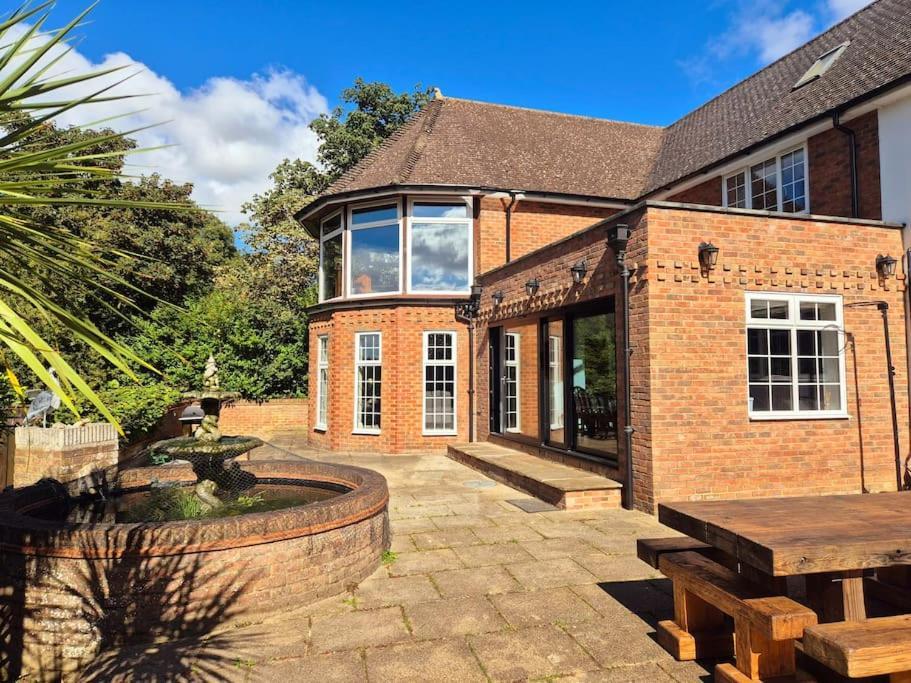 Stunning 5 Bedroom House On The River Wensum, Sleeps 19 Norwich Exterior foto